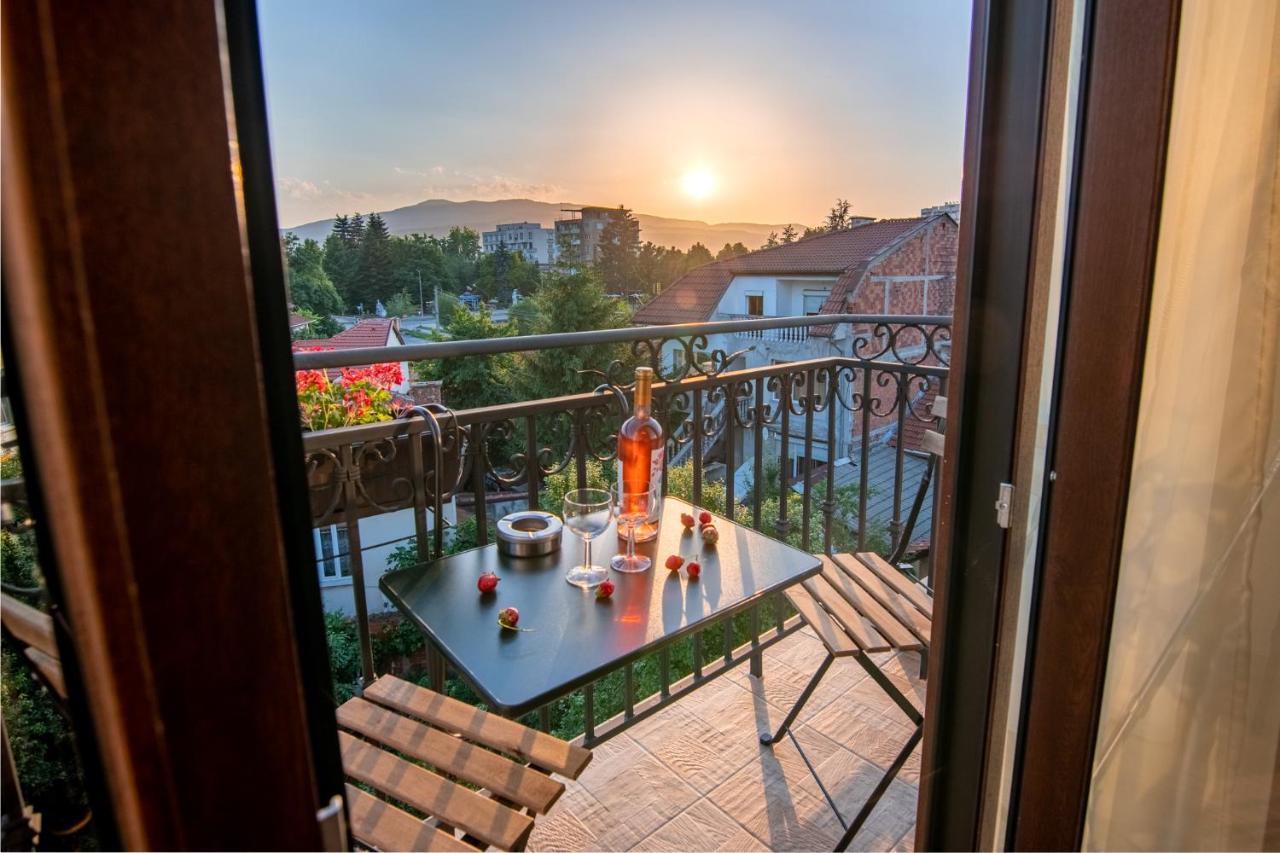 Semeen Hotel Konstantinovi Kyustendil Luaran gambar